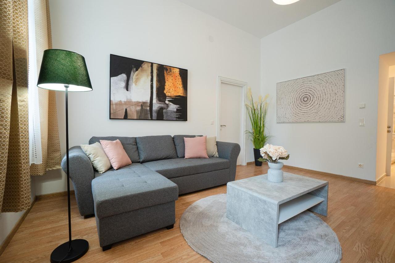 Apartment In The Central Area. 5 Minute'S Walk To The Danube. Wien Exterior foto